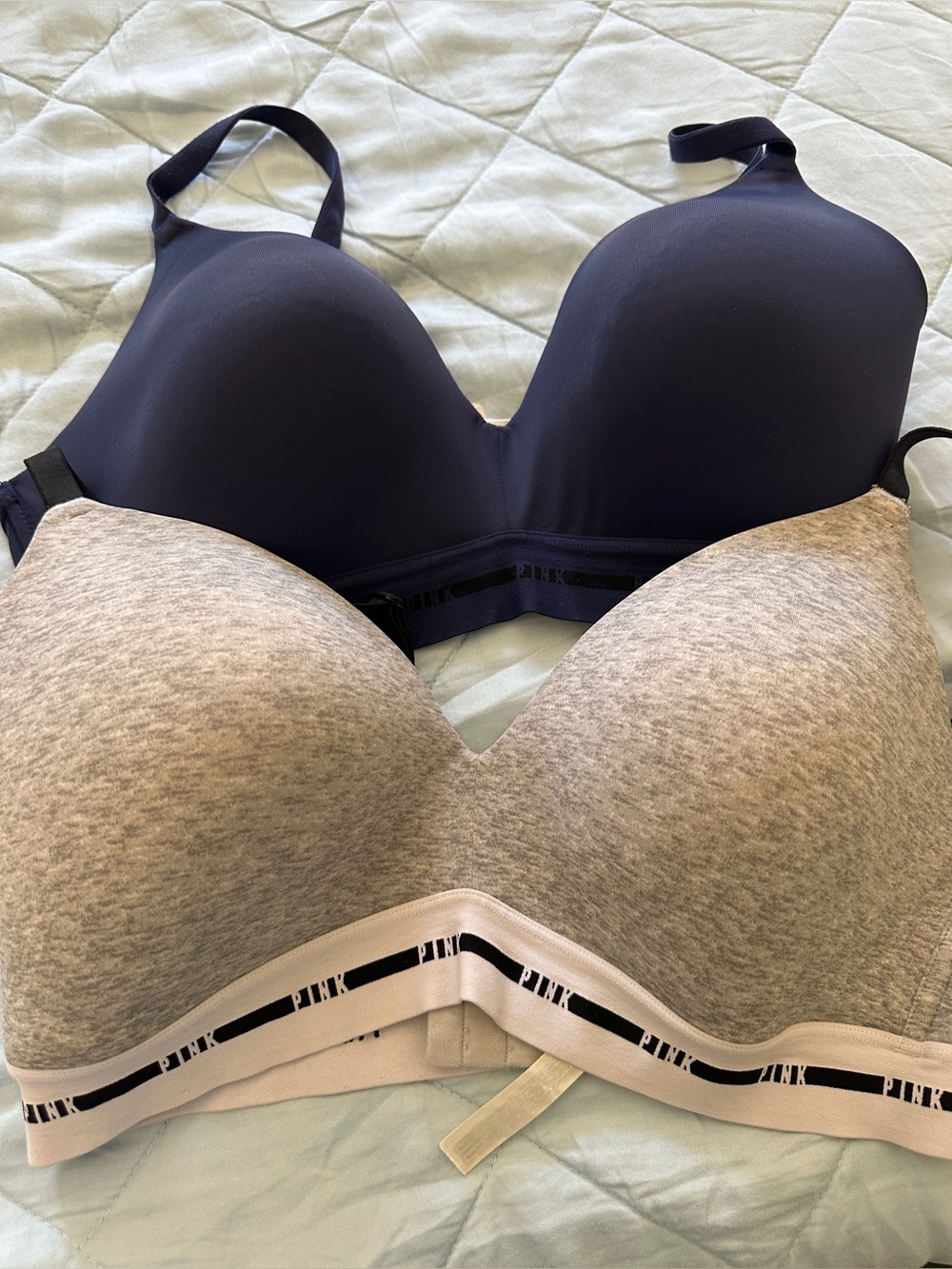 Victoria's Secret Navy & Heather Gray Seamless T-Shirt Bras - Duo Pack